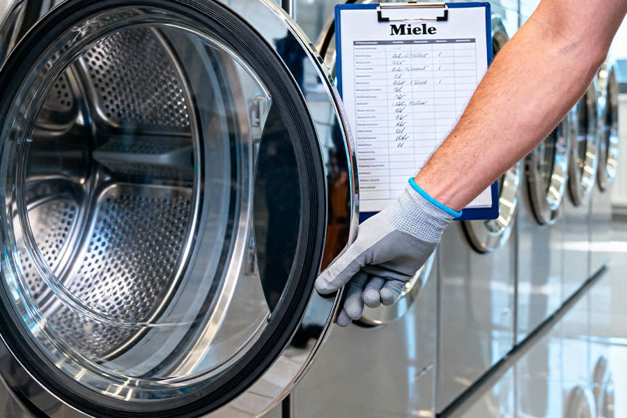 Machines Miele désinfectées et entretenues Lav’Express